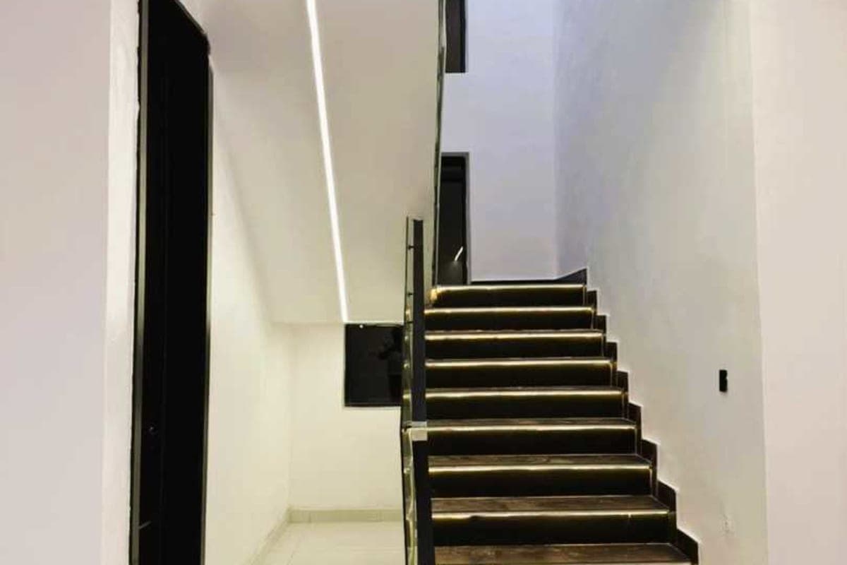 Brand New Luxury 5-Bedroom Fully Detached Duplex + BQ For Sale In Chevron, Lekki | ₦450M | Governor's Consent With Building Approval 6