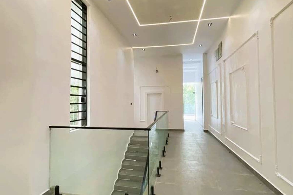  Exclusive Listing: Own A Fully Detached 6-Bedroom Duplex with Swimming Pool In Prime Chevron, Lekki | ₦750,000,000 | Governor's Consent With Building Approval 11