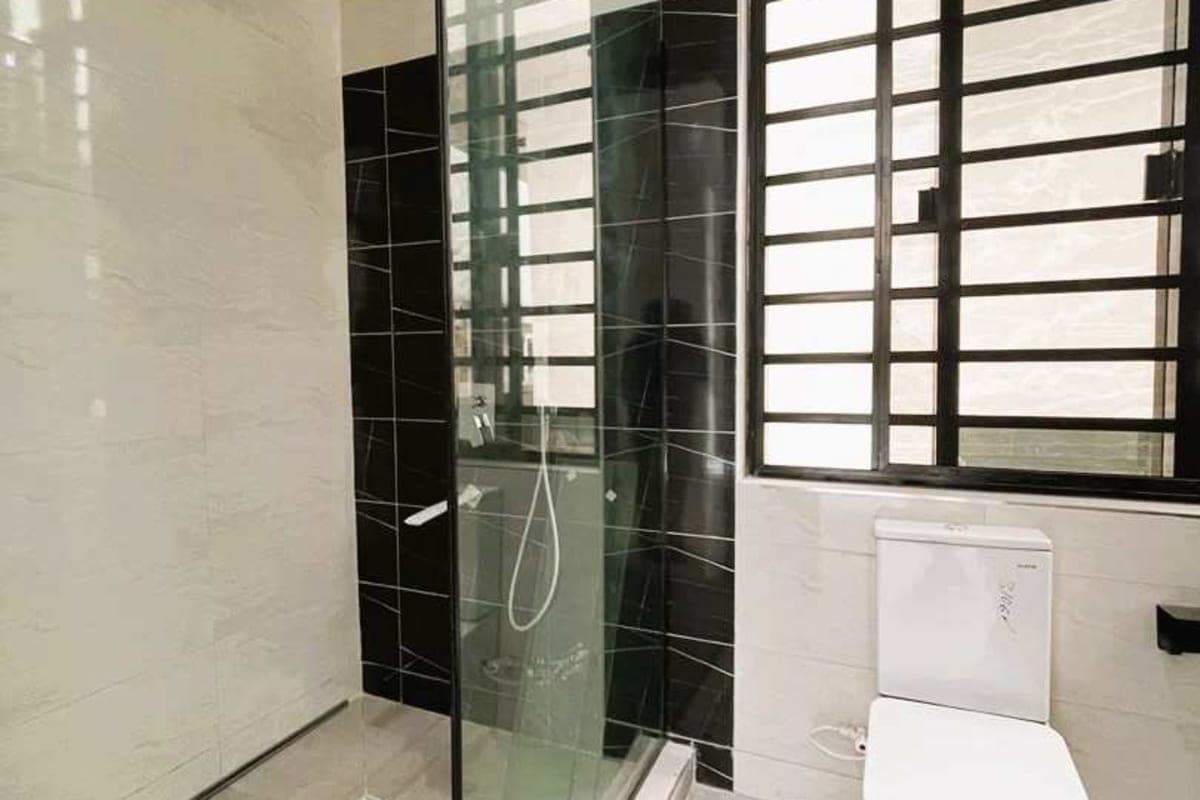  Exclusive Listing: Own A Fully Detached 6-Bedroom Duplex with Swimming Pool In Prime Chevron, Lekki | ₦750,000,000 | Governor's Consent With Building Approval 17
