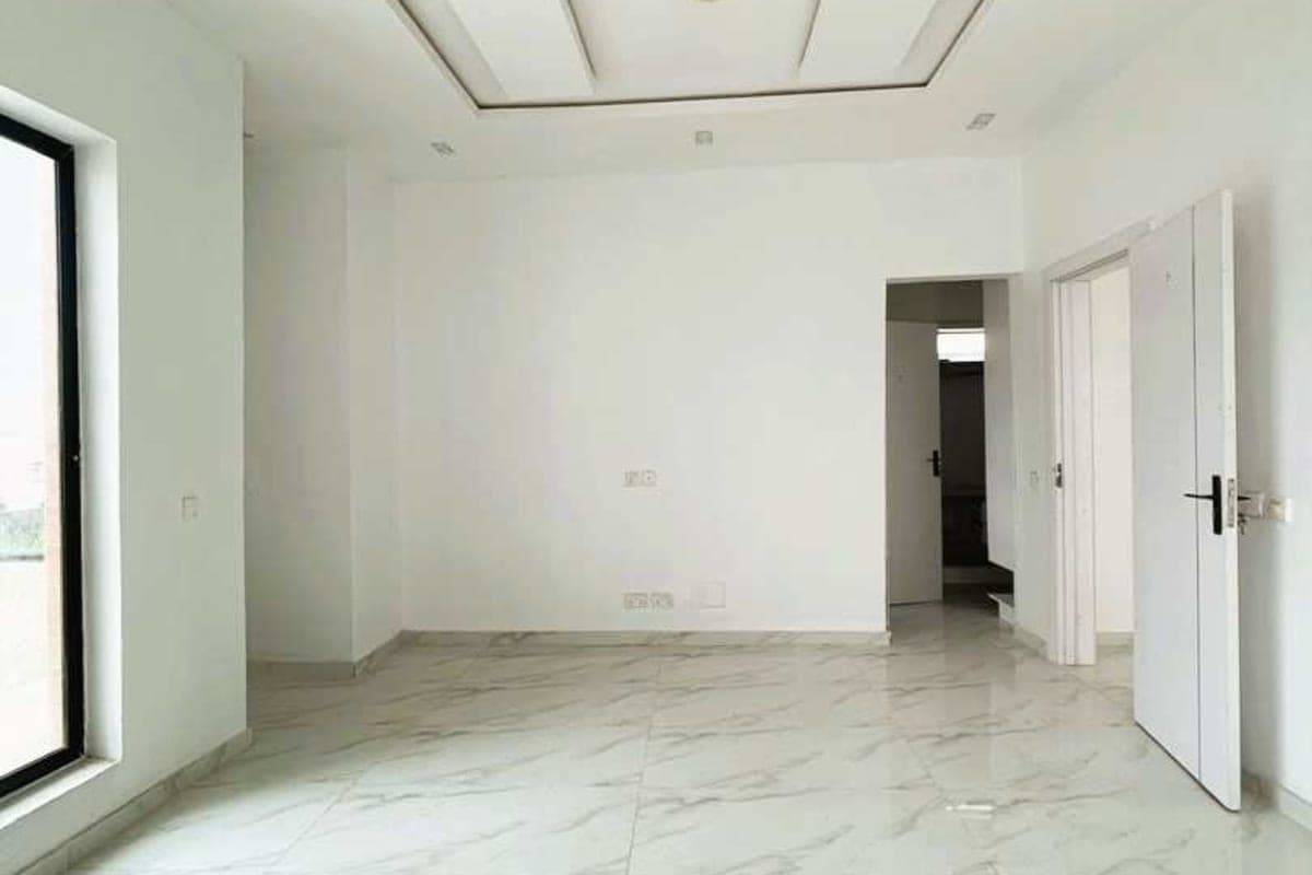 [FOR SALE] Tastefully Finished 4 Bedroom Detached Duplex with Swimming Pool in Chevron, Lekki | ₦350M | Governor's Consent With Building Approval 8