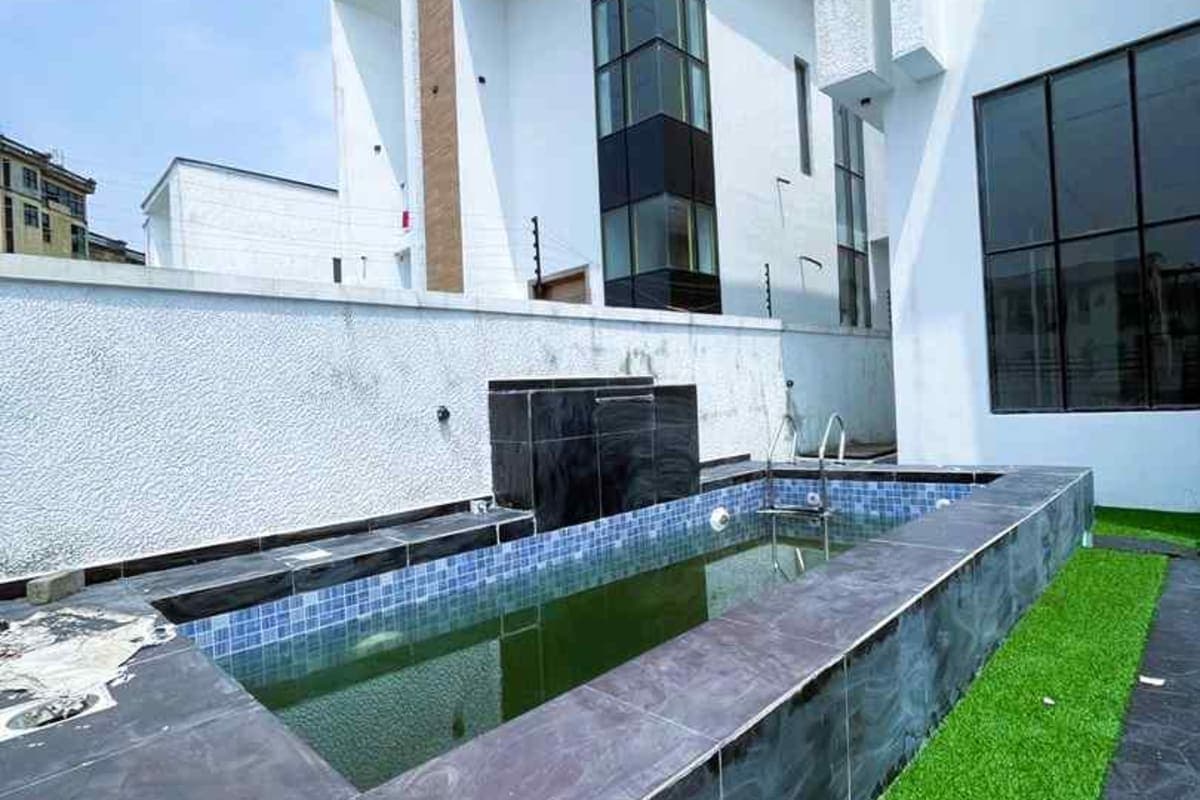 [FOR SALE] Tastefully Finished 4 Bedroom Detached Duplex with Swimming Pool in Chevron, Lekki | ₦350M | Governor's Consent With Building Approval 13
