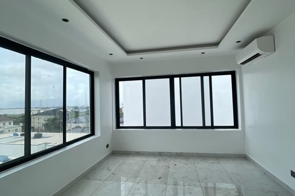 6-Bedroom Luxury Home for Sale in Banana Island, Ikoyi 12