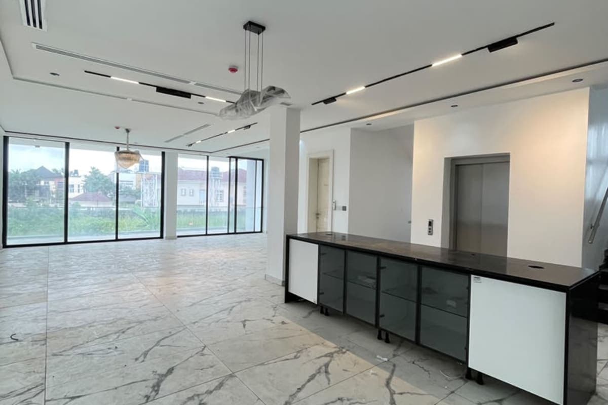 6-Bedroom Luxury Home for Sale in Banana Island, Ikoyi 14