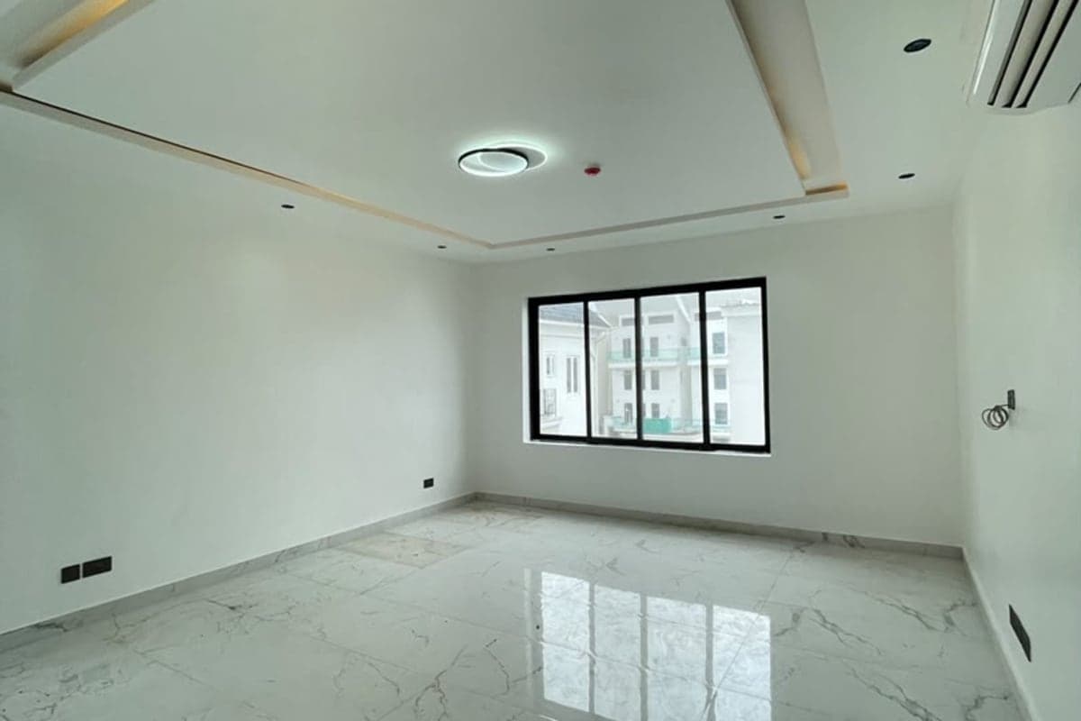 6-Bedroom Luxury Home for Sale in Banana Island, Ikoyi 18