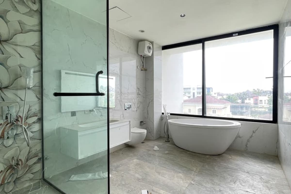 6-Bedroom Luxury Home for Sale in Banana Island, Ikoyi 29
