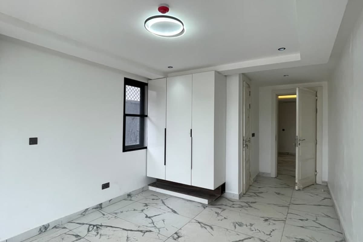 6-Bedroom Luxury Home for Sale in Banana Island, Ikoyi 30