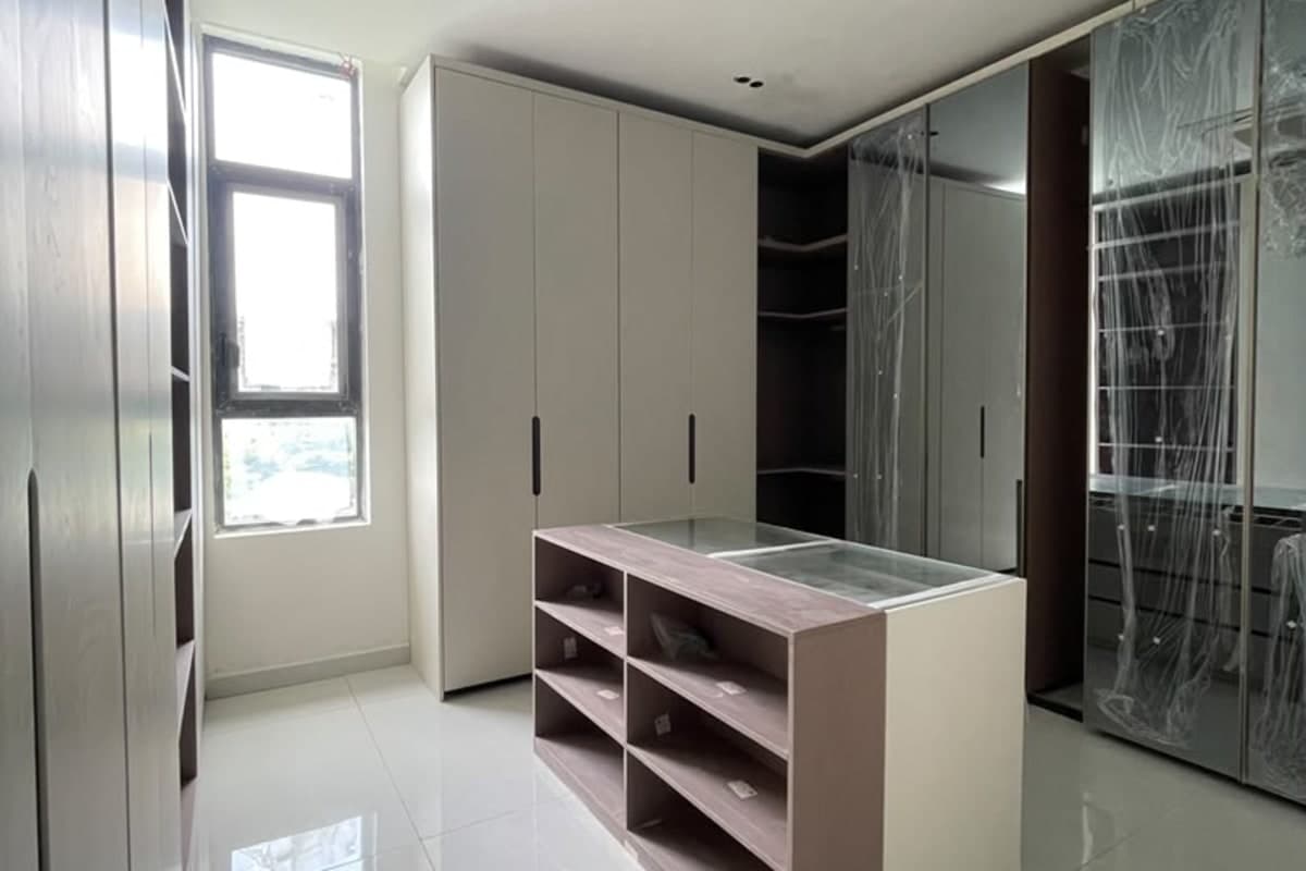 6-Bedroom Detached Duplex with Pool, Cinema & Elevator for Sale in Ikoyi 16